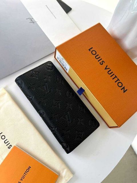 Черный бумажник Louis Vuitton органайзер — zdjęcie 5
