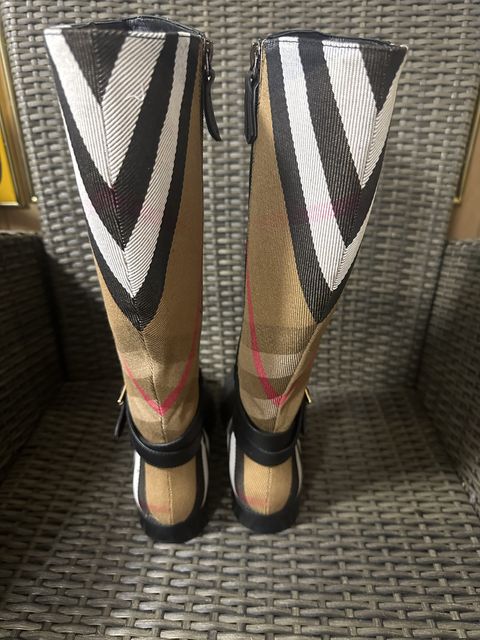 Чоботи Burberry — zdjęcie 3