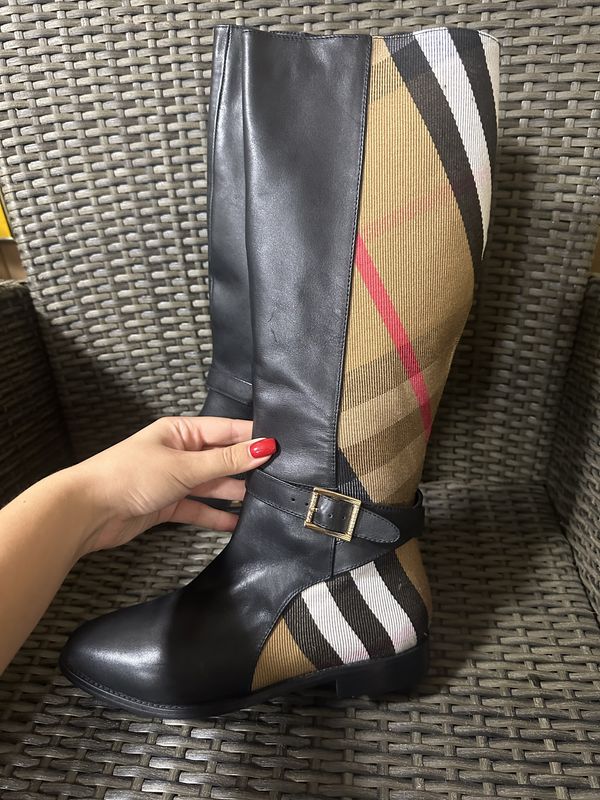 Чоботи Burberry