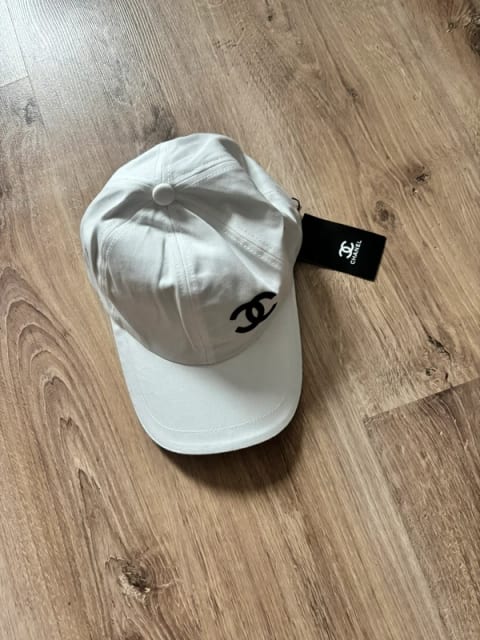 Czapka CC Chanel