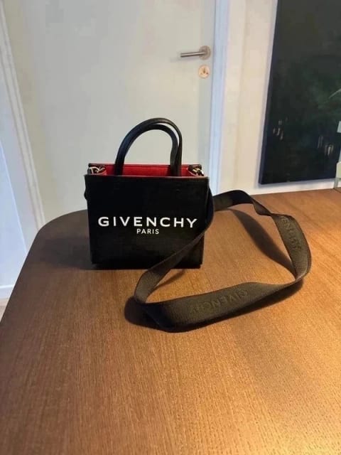 Givenchy Paris taske