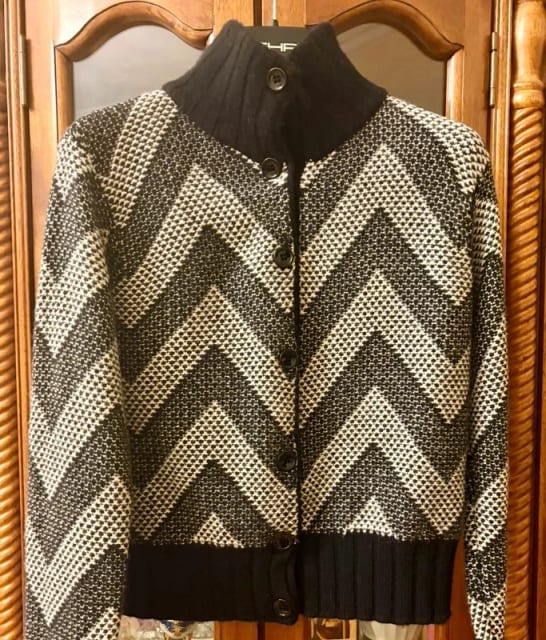 Max Mara cashmere and wool cardigan sweater XS-S