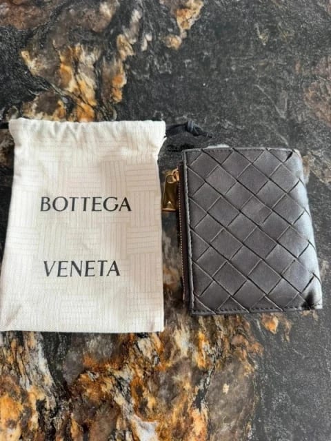 Bottega Veneta piniginė
