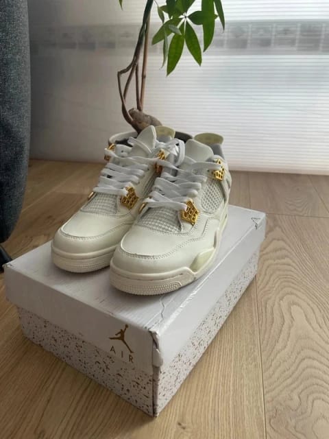 jordan 4 golden