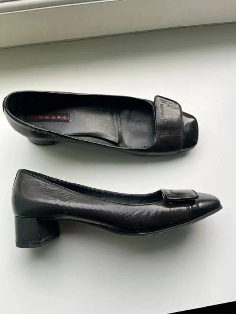 Vintage Prada pumps