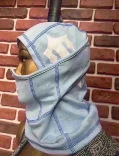Cagulă Trapstar balaclava albastru deschis – logo alb – nouă