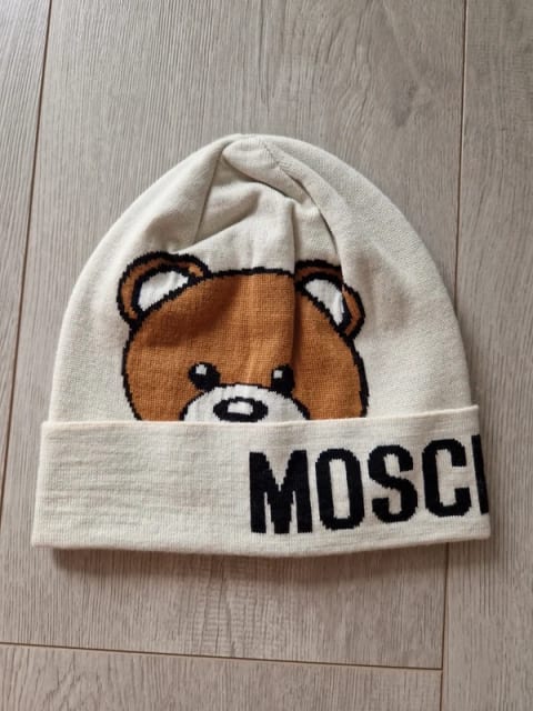 Čiapka zn. Moschino