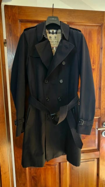Przepiękny oryginalny meski płaszcz Burberry the Sandringham Long ,rozmiar 50, idealny stan ,bez wad
