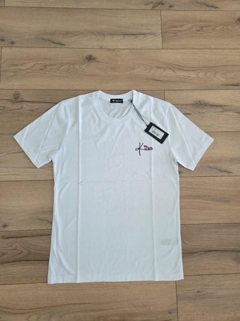 Tricou model Kiton cu logo brodat