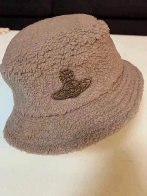 NWOT Vivienne Westwood Japan Boa Fleece Bucket Hat - Tonal Orb Beige Free Size Made in Japan