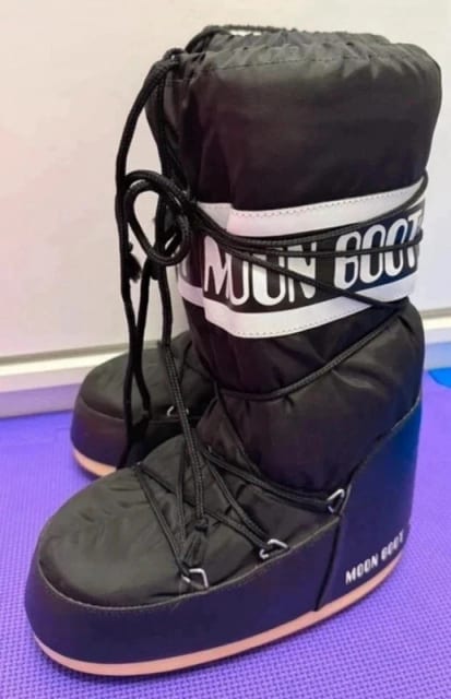 Moon boot
