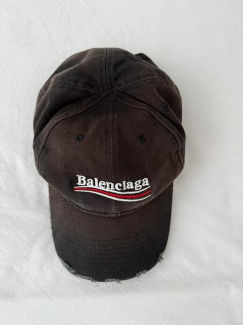 Balenciaga czapka z daszkiem – M