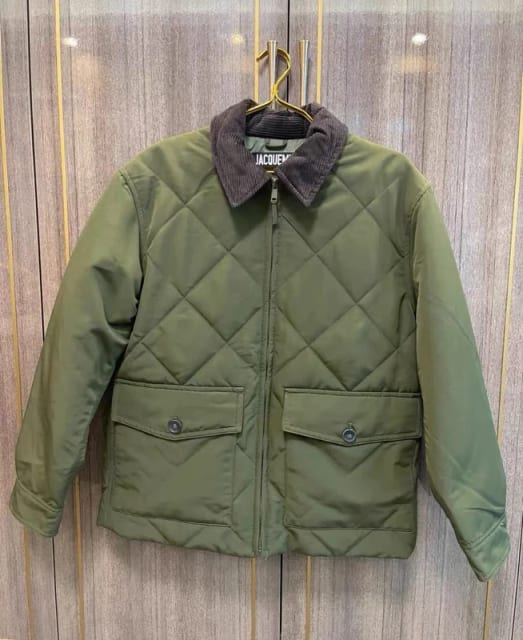 Jacquemus winter coat, m size, Clothing length 66, chest circumference 110, shoulder width 49
