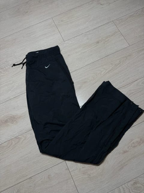 Nike spodnie damskie techniczne track pants czarne M vintage Y2K