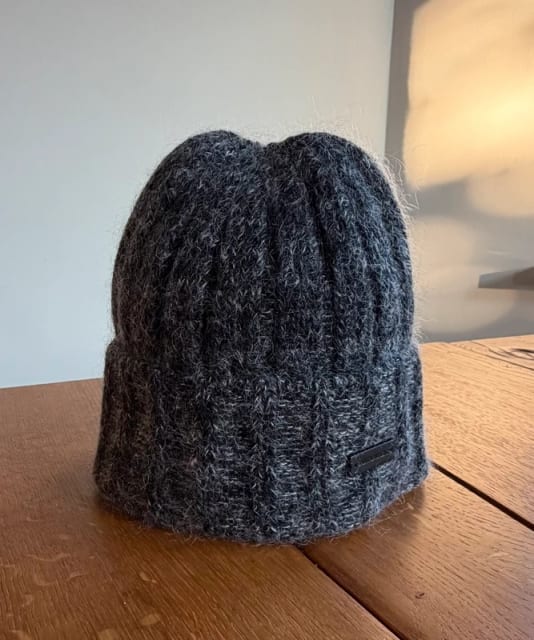 Czapka Saint Laurent YSL