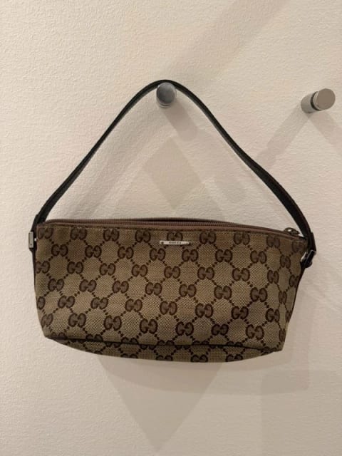 Gucci vintage handbag baguette