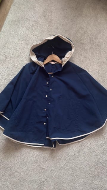 Marni cape