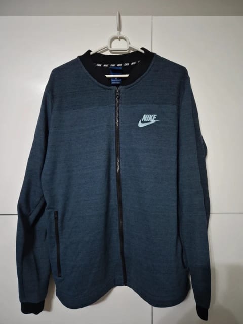 Hanorac Nike bleumarin, mărimea M