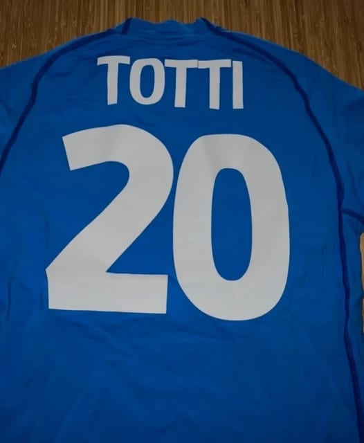 Italien! Italia landsholdstrøje fra Europamesterskabet 2000 med Totti, XXL, Kappa (tight fitting)