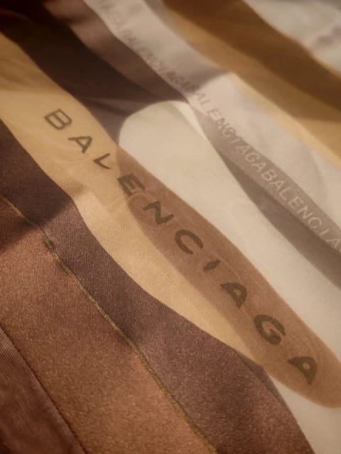 Balenciaga jedwabna apaszka chusta vintage jedwab 100% silk luksusowa brąz