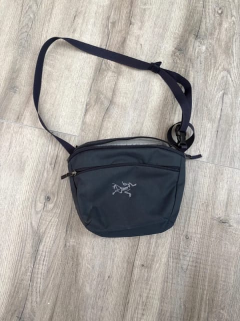 Arc'teryx Crossbody / Övtáska (Mantis / Maka)