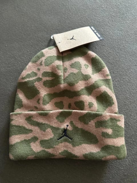 Jordan camo téli sapka unisex