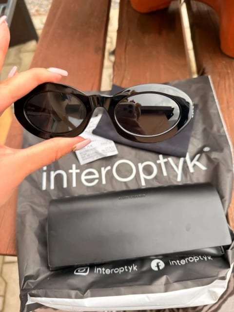 Saint Laurent SL M136 001 czarne okulary przeciwsłoneczne