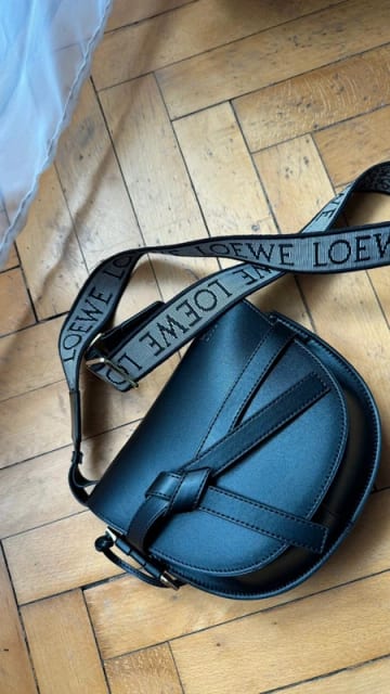 Loewe czarna skórzana torebka