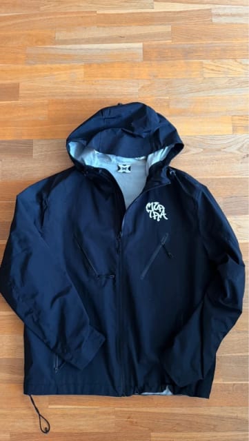 Mertra windbreaker