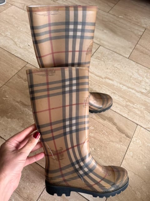 Burberry rainboots