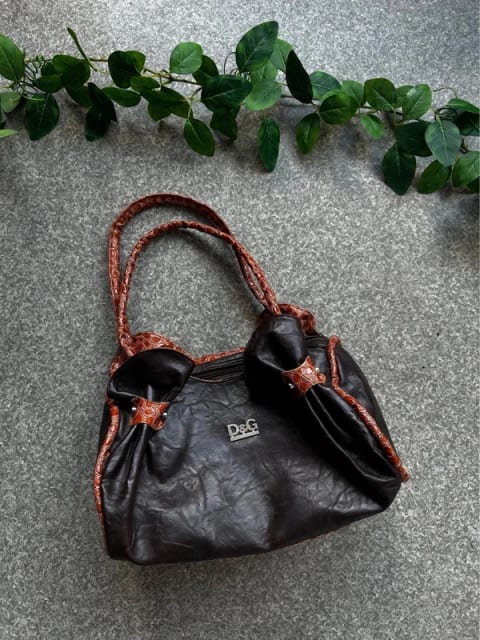 Vintage Brown Leather Shoulder Bag with Croc Trim Y2K