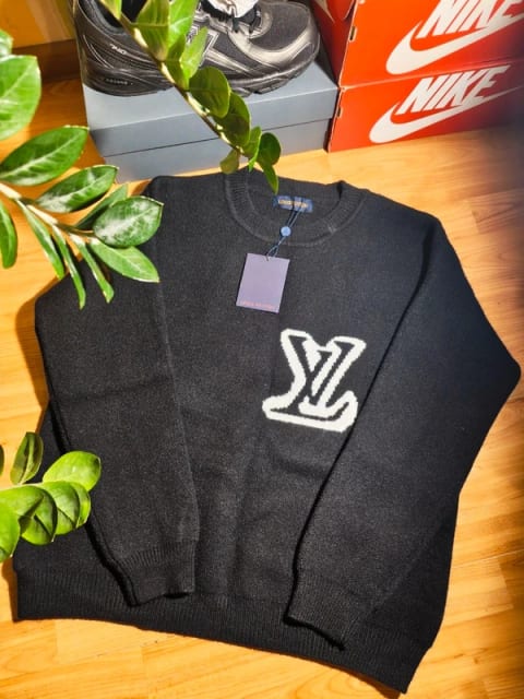 Louis vuitton sweater