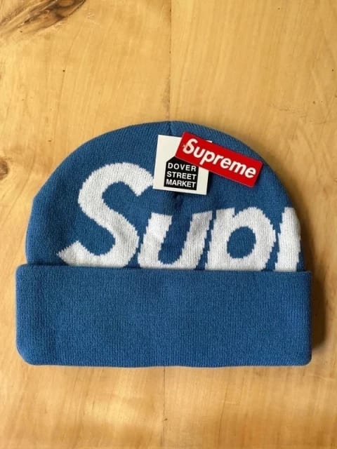Supreme big logo beanie