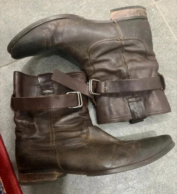 Thomass vintage burberry boots