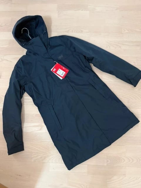 Helly hansen sinine nr S parka.
