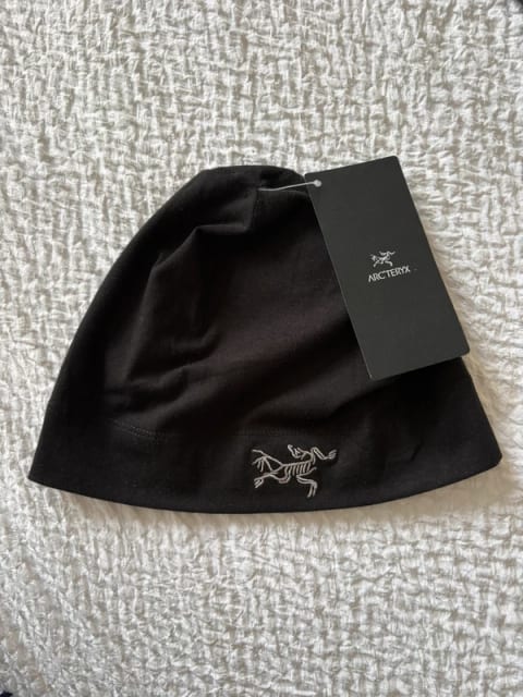 Arc’teryx Rho Lightweight Wool Toque Beanie – Black