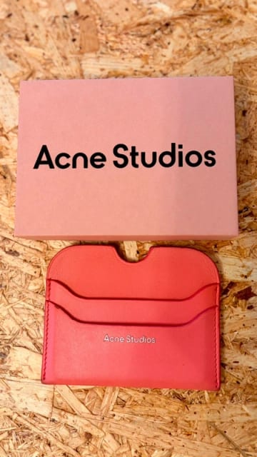 Acne Studios korthållare