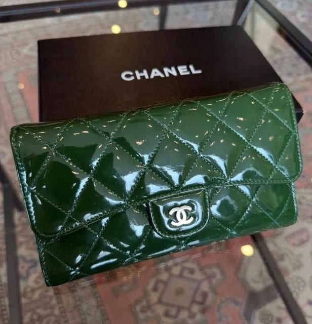 Chanel zelená lakovaná peňaženka originál balenie