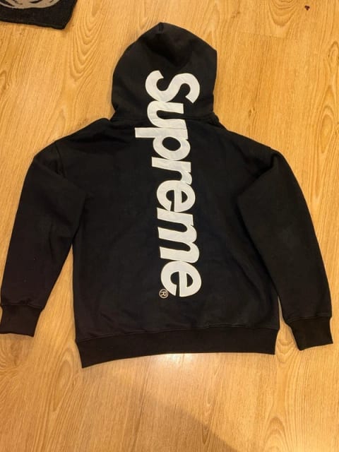 Hoodie supreme
