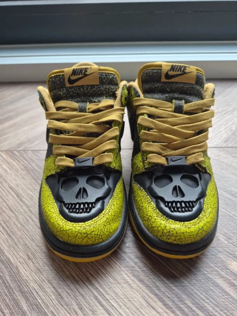 Nike Dunk Low Retro QS “Halloween Skull” 37.5
