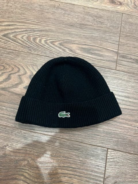 Lacoste short winter hat