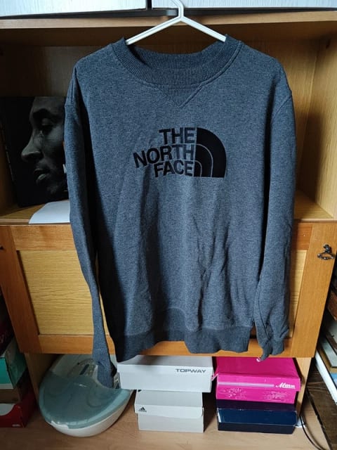 Northface sweatshirt
