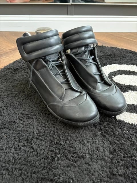 Maison Margiela Futures (Black)