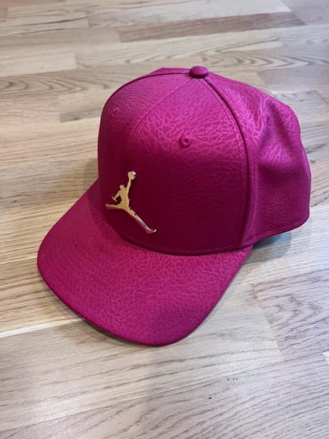 Jordan cap