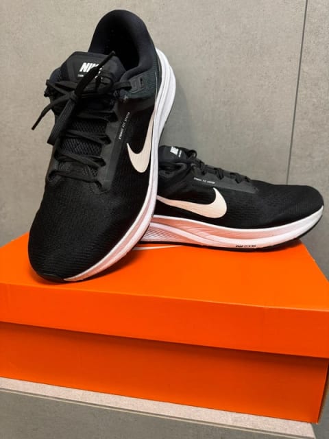 Nike Air Zoom Structure 24 róż 44,5