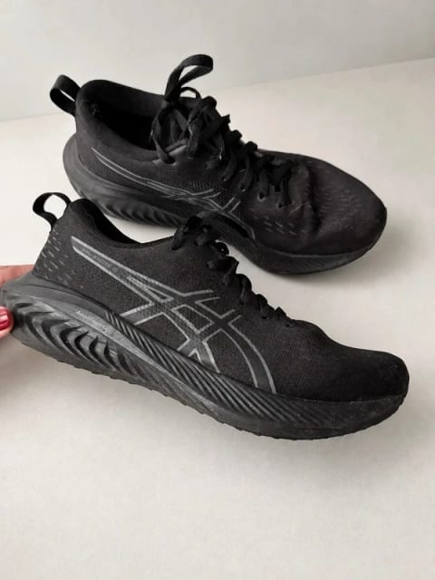 Buty sportowe do biegania ASICS Gel-Excite 10 czarne