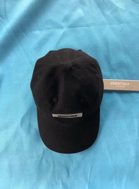 Casual and versatile baseball cap