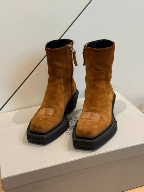 Vtmnts cowboy boots