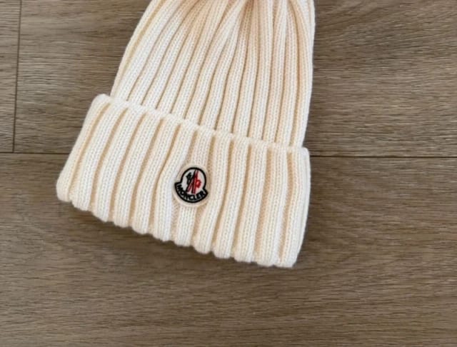 Moncler dámská čepice
