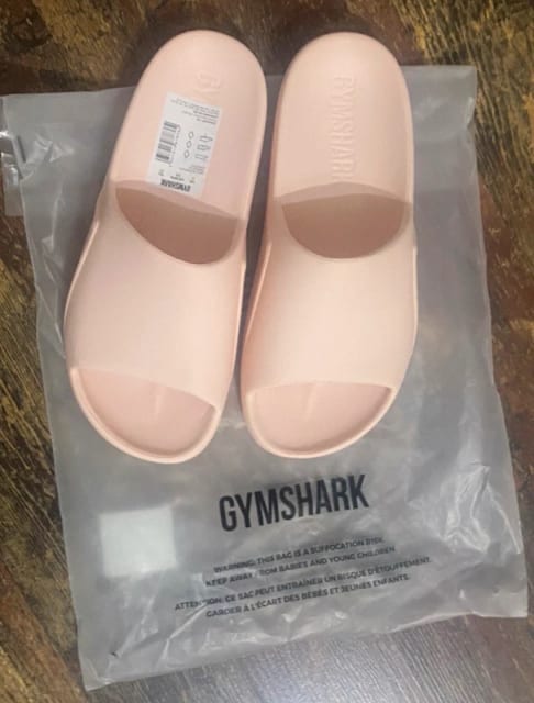 Pantofle gymshark